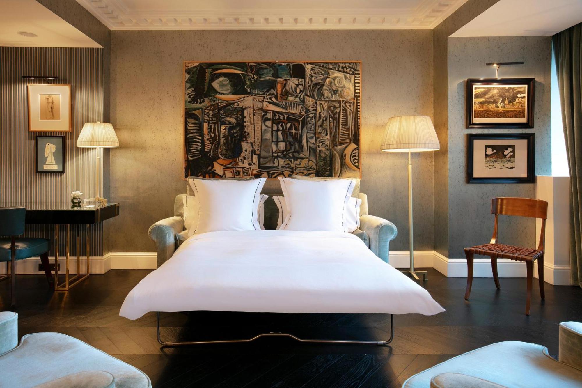 Hotel De Berri Champs-élysées, A Luxury Collection 5*